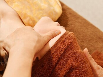 リラックスサロン ひだまりの写真/見た目の第一印象を好印象に◎固まった血流をリンパからほぐしマッサージしつつ美意識も上げていける施術！