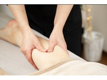トータルビューティーアンドリラクゼーション K(Total Beauty ＆ Relaxation K)の写真/【疲労、頑固な凝りを撃退！】体の仕組みを知り尽くしたプロのオイルリンパ×ラジオ派！極上揉みほぐし！