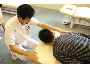 骨盤先生のカラダメンテ 八王子店/最近多いのはガッチガチの首肩！