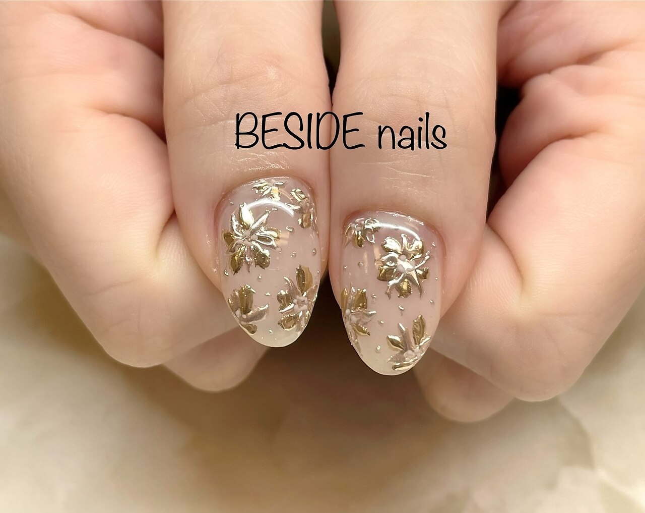 ネイルチップ ぷっくりフラワー ニュアンス ミラー 金箔 ゴールド ネイルチップ ぷっくりフラワー ニュアンス ミラー 金箔 ゴールド
