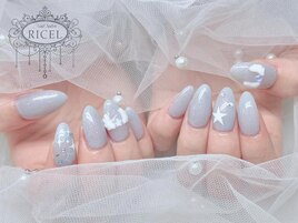 流行りの羽ネイル♪