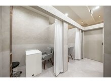 半個室でiPad等見ながらゆっくりおくつろぎいただけます