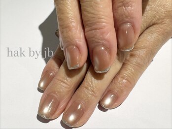 ハク ネイル バイジェービー 稲毛(hak nail byjb)/マグネット＋先端ラメライン