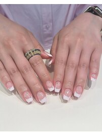 ピンクフレンチネイル