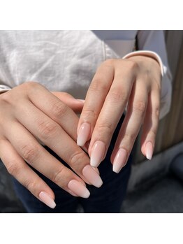 グラデーションネイル：sakura