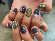 カーティシーネイルズ(curtisii NAILS)/