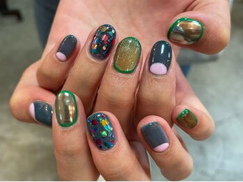 カーティシーネイルズ(curtisii NAILS)/