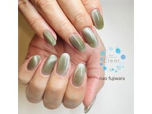 クリアー 日本橋小伝馬町(Clear)/冬のグリーンカラーはいかが？