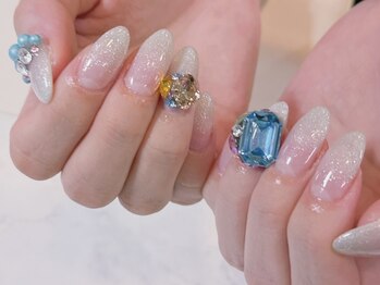 キューレット(CULET)の写真/【maogel導入サロン&全色取り揃えアリ！】濡れ艶感のある仕上がりがSNSで話題♪肌馴染みのあるカラー多数♪