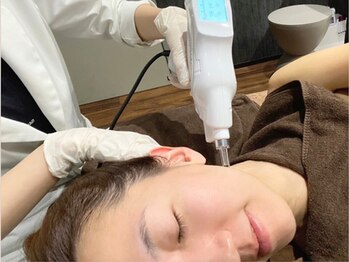 フェイスプラスリフ(FACE+RiF)の写真/つらい首・肩の痛みを最短で改善体験！エクソソームで首肩のつらさに徹底アプローチ◎施術後の効果に感動★