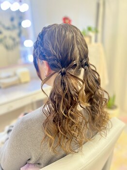 アルム(ALEUM.)/ヘアアクセサがなくてもok!