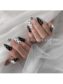 ドット＆ボーダーネイル