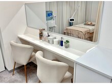 ビューティーハブ 新宿西口(BEAUTY HUB)/施術後に化粧直しスペース