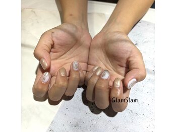 グラムスラム(GLAMSLAM)/ゴールドネイル