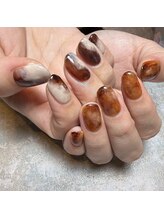 アティックネイルアトリエ(attic nail atelier)/アシメラテネイル