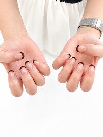 王道フレンチネイル、スキニー◎