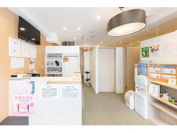 リコア鍼灸接骨院 平和島(ReCORE鍼灸接骨院)/☆受付・待合室☆