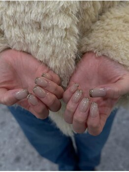 ロミー(Rommy)/ゴールド×アイボリーネイル