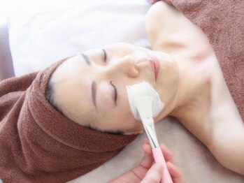 ネフェルティティ 緑地公園店(Nefertity)/◆フェイシャル