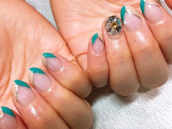 リッチネイル(Rich Nail)/変形フレンチ