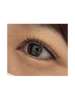 サロンドビウラアイズ(Salon de Biura Eyes)/