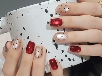ネイルサロン ジェイ(Nail Salon J)の写真/《ご新規様オフ無料・90分やり放題ネイル¥6480~》種類豊富なパーツの中から好きなパーツを選んで付け放題!