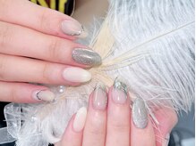 グロー ネイル(Glow Nail)/