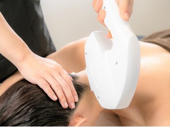 ジェニファーニューヨーク コザ店の写真/【うなじ脱毛1回¥1500】似合ううなじの形もアドバイス♪ヘアアレンジが楽しくなる美しいうなじラインへ☆