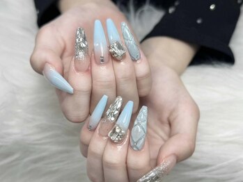 ノヴァ ネイル(Nova nail)の写真/アートの種類がとにかく豊富!500色以上のワンカラーと、多彩なパーツで、理想の指先を思いのままに♪