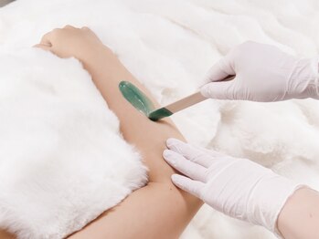 Beauty Salon PIMIL【4/4NEWOPEN(予定)】の写真/【選べるパーツ脱毛】ワックス脱毛×光脱毛でツルスベ肌に!うなじ・VIOなど気になる部位を集中ケア★