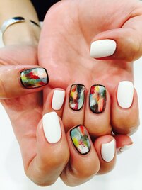 個性的アートネイル