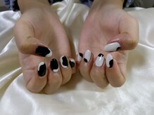 キキネイル たまプラーザ店(kikinail)/ちぐはぐモノトーンネイル