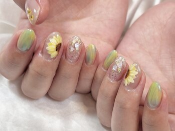 ひまわりネイル