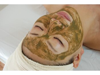 ナナラ/ヴェルナ国産ハーブピーリング