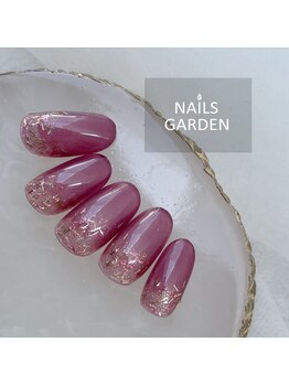 ネイルズガーデン(NAILS GARDEN)/ラメグラデーションネイル