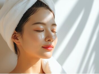 ソルシエール(sorciere)の写真/超音波の力でリフトアップ*弾力のあるうる艶肌に【フリーパス★水玉リフティング+モデリングマスク¥13000】