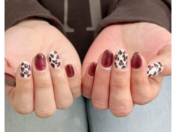 クイーンズネイル(Queen's nail)/