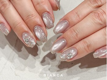 ビアンカ 東京ドームラクーア店(Bianca)の写真/シンプルなニュアンスがお洒落♪話題のマグネットネイルも!色変更OK!Life styleに合わせて選べるデザイン