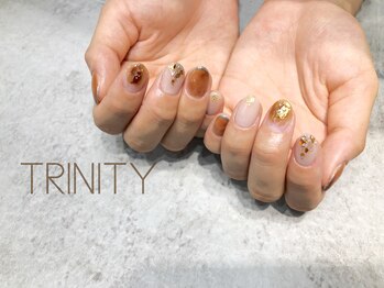 トリニティー(TRINITY)/メタリックニュアンスby戸松