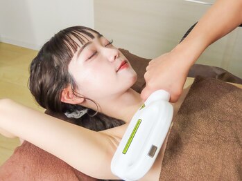 ニュートラルサム(Neutral×Sum)/脱毛施術風景