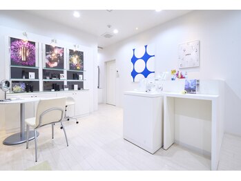 ポーラ ザ ビューティ 柏東口店(POLA THE BEAUTY)/内観