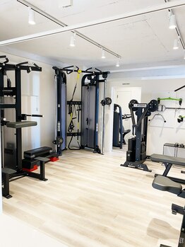 トレーニングスタジオ G3/高品質フィットマシン