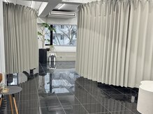 IRONBOY【まつげパーマ・眉毛・マツエク・フェイシャル】の雰囲気(個室空間で周りを気にせずゆっくりとお過ごしください。)