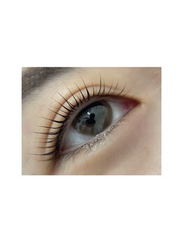 サロンドビウラアイズ(Salon de Biura Eyes)/