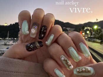 ヴィーヴル(vivre.)/冬ネイル/ミラー/ジュエリー