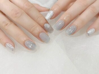 透け感ネイル/グレージュネイル