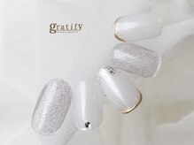 グラティフィー 梅田店(gratify)/ホワイトオーロラネイル