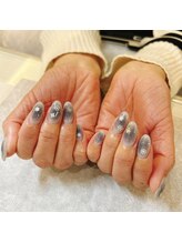 フチュール(futur)/ふんわりチークに雪♪