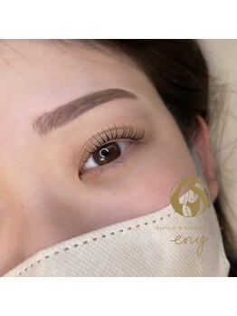 エニー 津田沼(eny)の写真/30種類のロッドの中から目元に似合わせて魅力的に見える様にご提案＆メイクのアドバイスもさせて頂きます♪