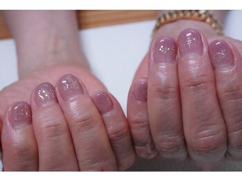 プチリリィ(Petit Lily)/シンプルグラデに上品ラメがけ